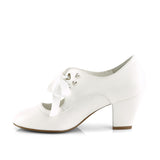 WIGGLE-32 - White Faux Leather Size 6 - SHOP WORN & CLEARANCE